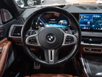 X7 M60i B&W LUFTFEDER. PANO 22 LM HUD 7-SITZ 1HD