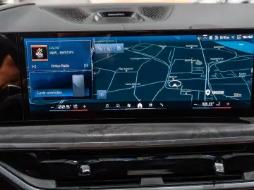 X7 M60i B&W LUFTFEDER. PANO 22 LM HUD 7-SITZ 1HD