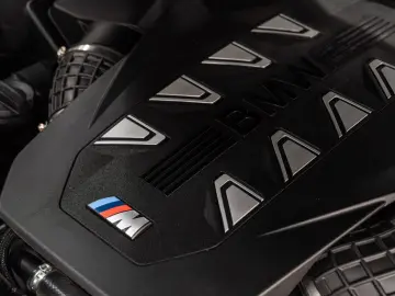 X7 M60i B&W LUFTFEDER. PANO 22 LM HUD 7-SITZ 1HD