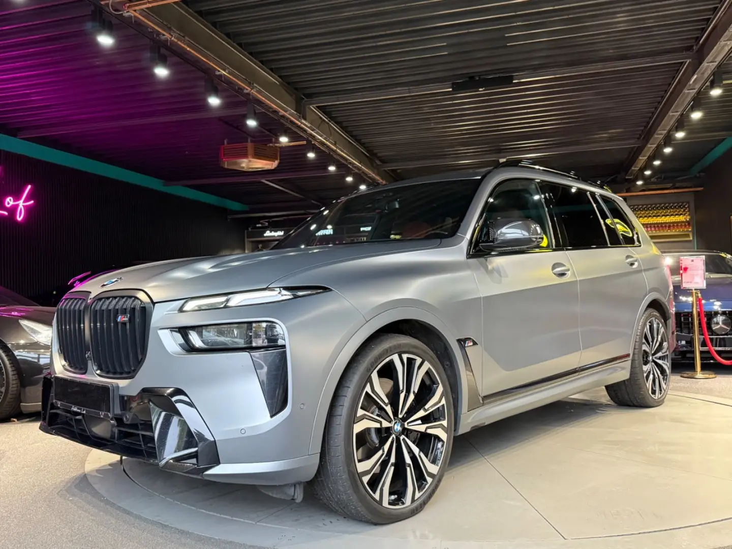 X7 M60i HUD SKY PANO KEY SOFT DIS MASSA 23ZOLL