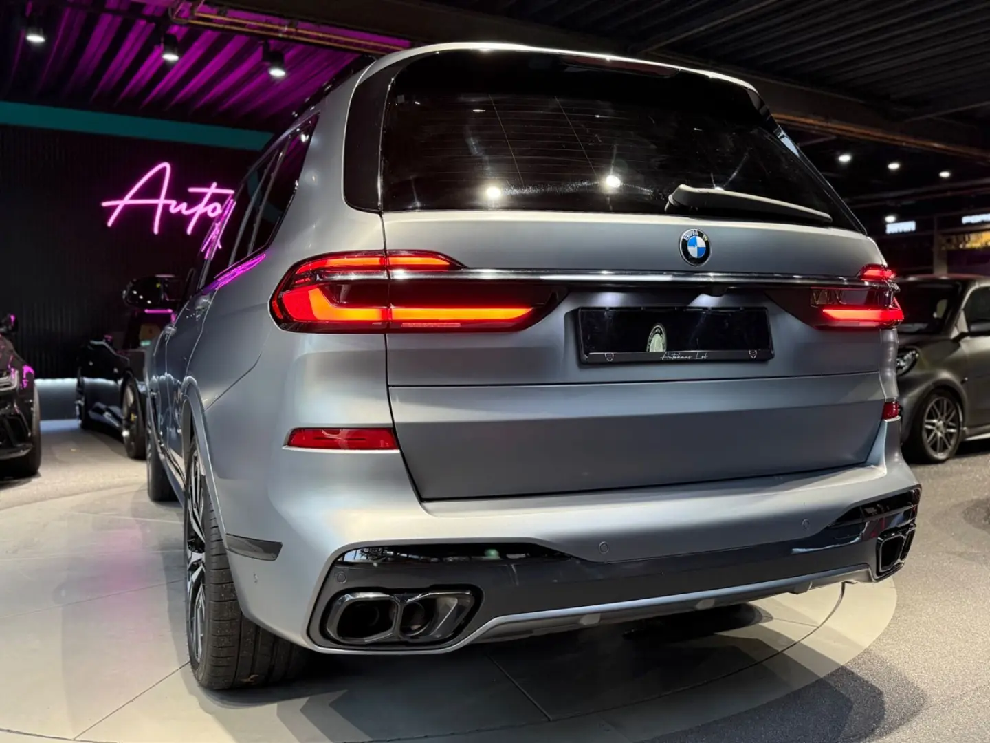 X7 M60i HUD SKY PANO KEY SOFT DIS MASSA 23ZOLL