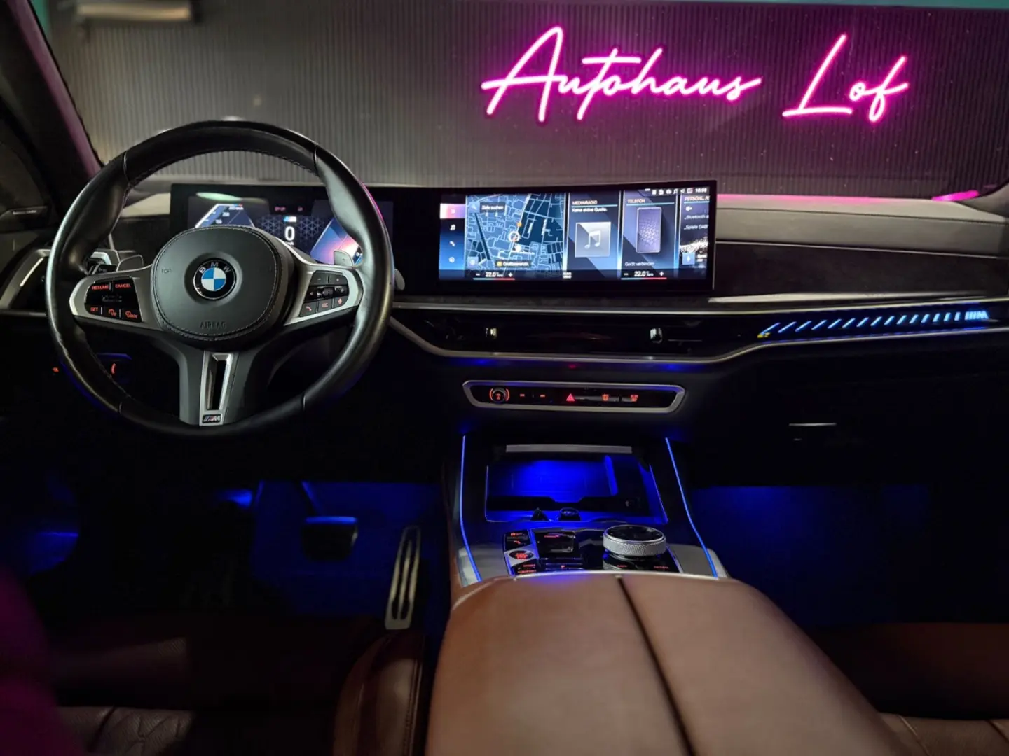 X7 M60i HUD SKY PANO KEY SOFT DIS MASSA 23ZOLL