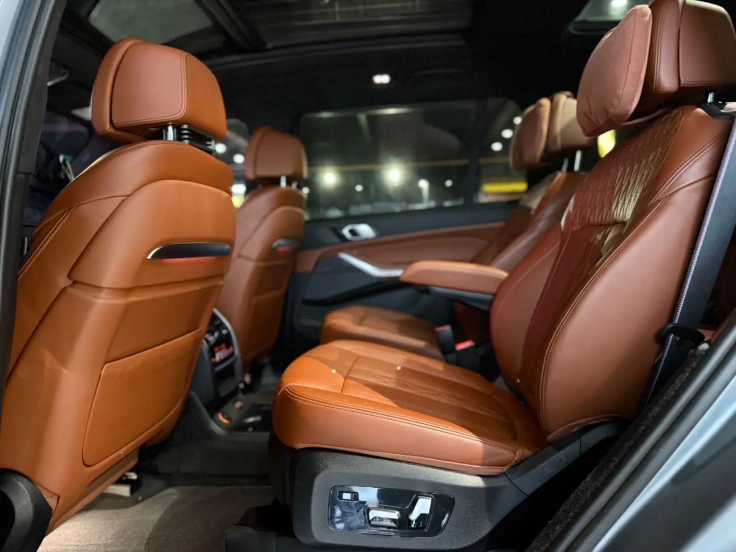 X7 M60i HUD SKY PANO KEY SOFT DIS MASSA 23ZOLL