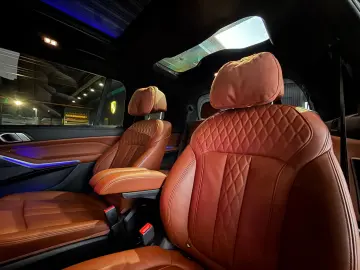 X7 M60i HUD SKY PANO KEY SOFT DIS MASSA 23ZOLL