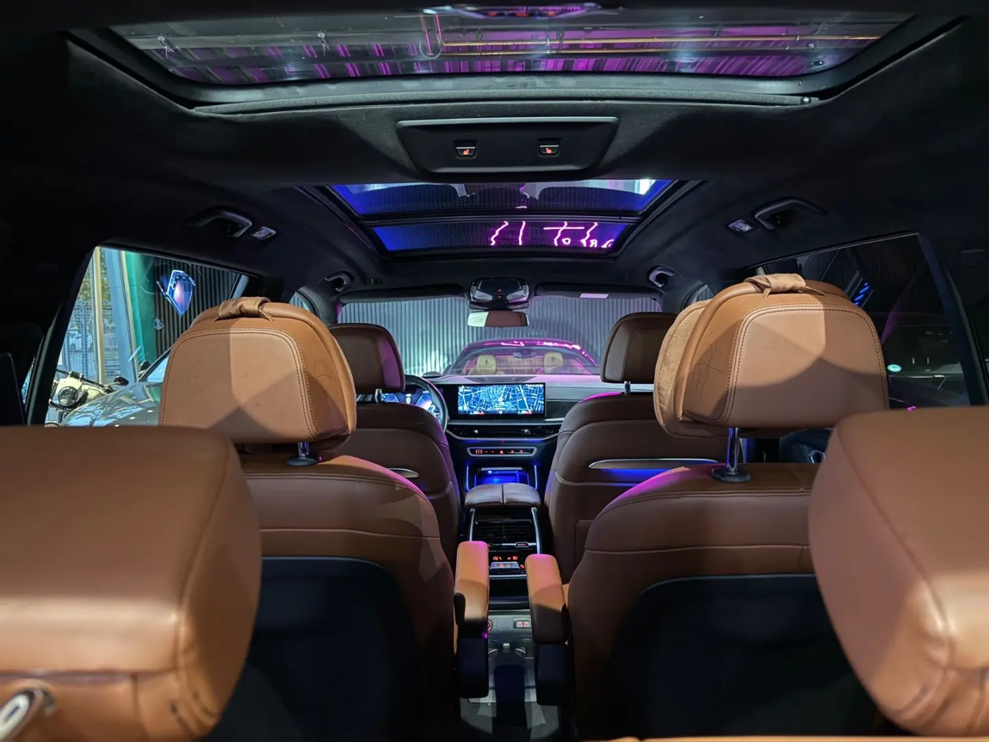 X7 M60i HUD SKY PANO KEY SOFT DIS MASSA 23ZOLL