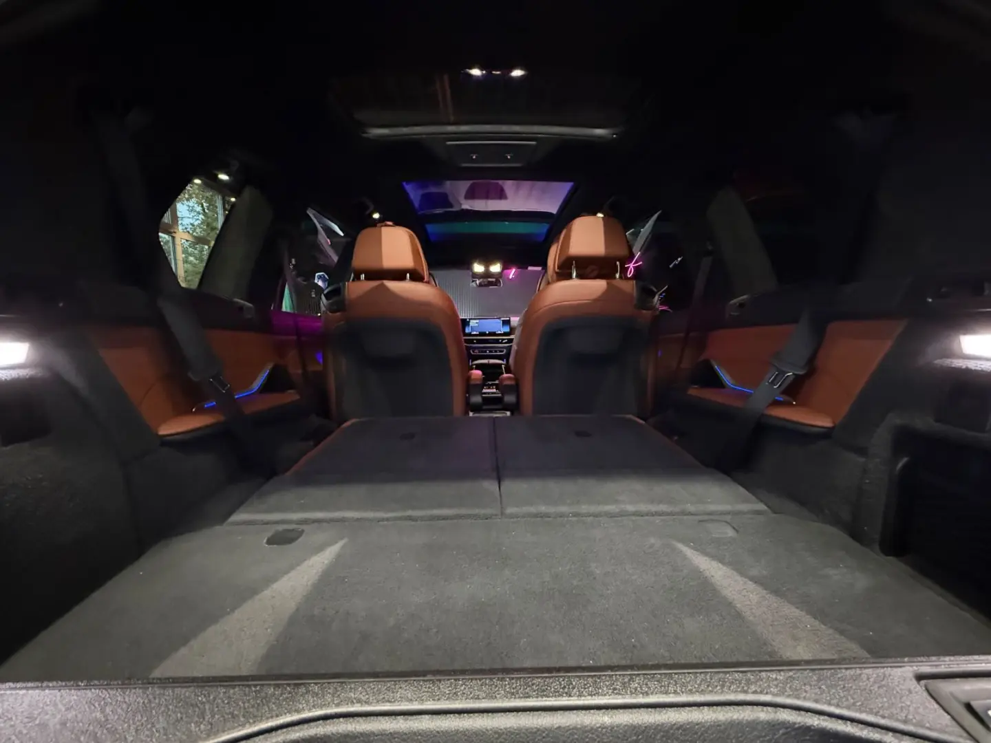 X7 M60i HUD SKY PANO KEY SOFT DIS MASSA 23ZOLL