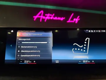 X7 M60i HUD SKY PANO KEY SOFT DIS MASSA 23ZOLL