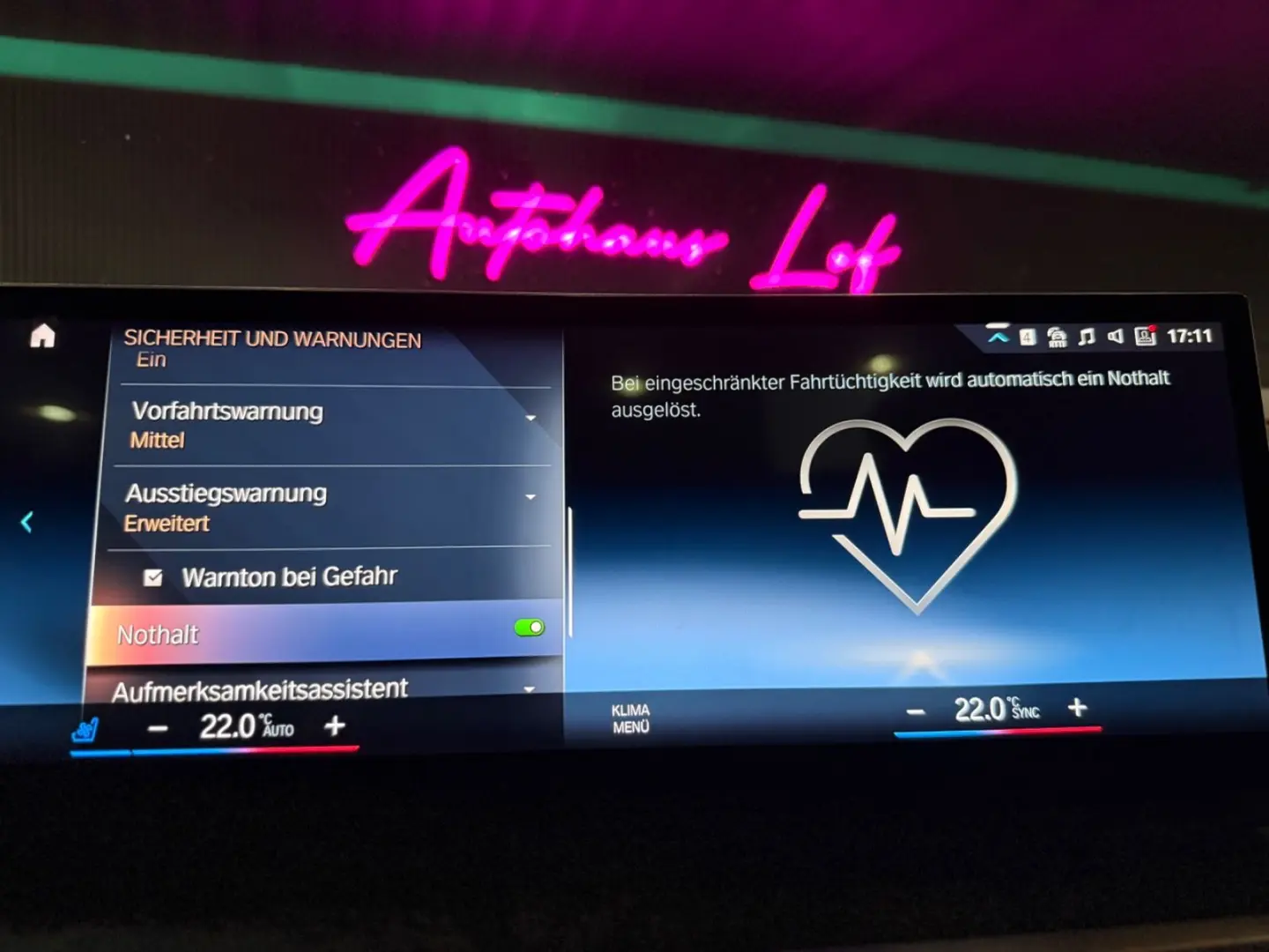 X7 M60i HUD SKY PANO KEY SOFT DIS MASSA 23ZOLL