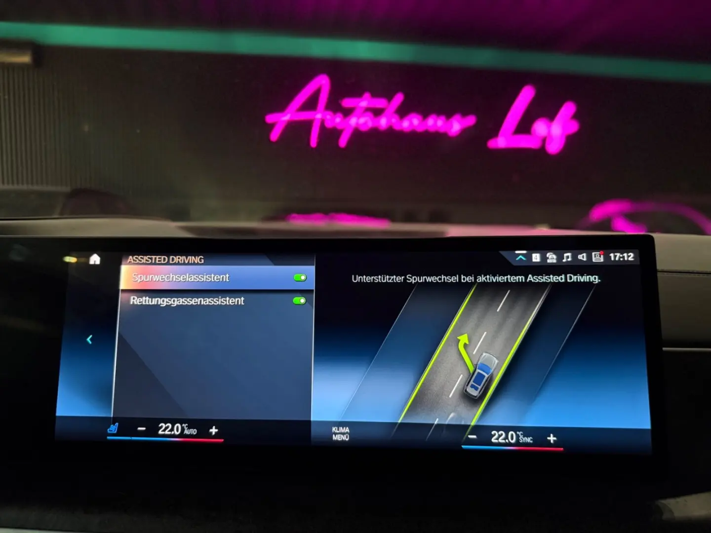 X7 M60i HUD SKY PANO KEY SOFT DIS MASSA 23ZOLL