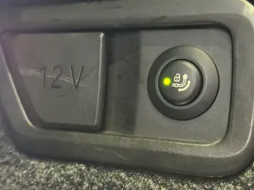 X7 M60i HUD SKY PANO KEY SOFT DIS MASSA 23ZOLL