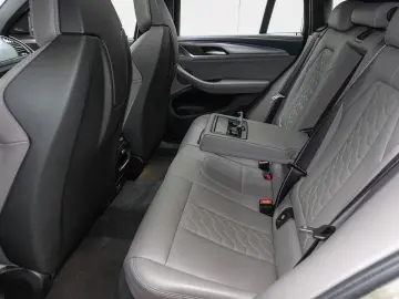 X4 M Competition Aut. PANO DA  PA  Kofort LED He