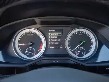 Skoda Superb Laurent & Clement Încălzire Memorie Camera ACC