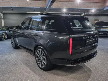 Range Rover Autobiography (SWB)