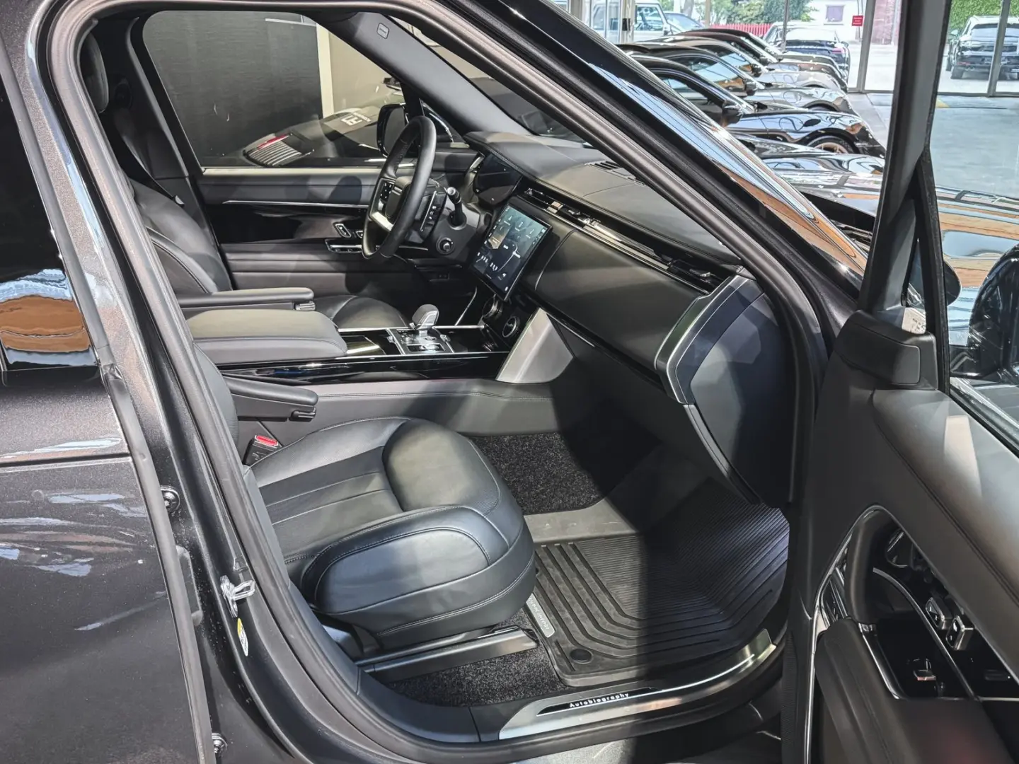 Range Rover Autobiography (SWB)