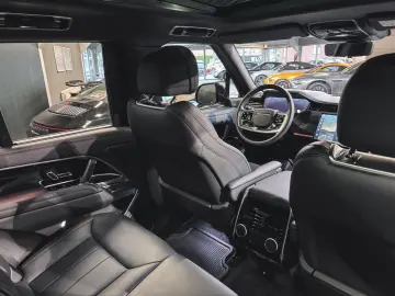 Range Rover Autobiography (SWB)