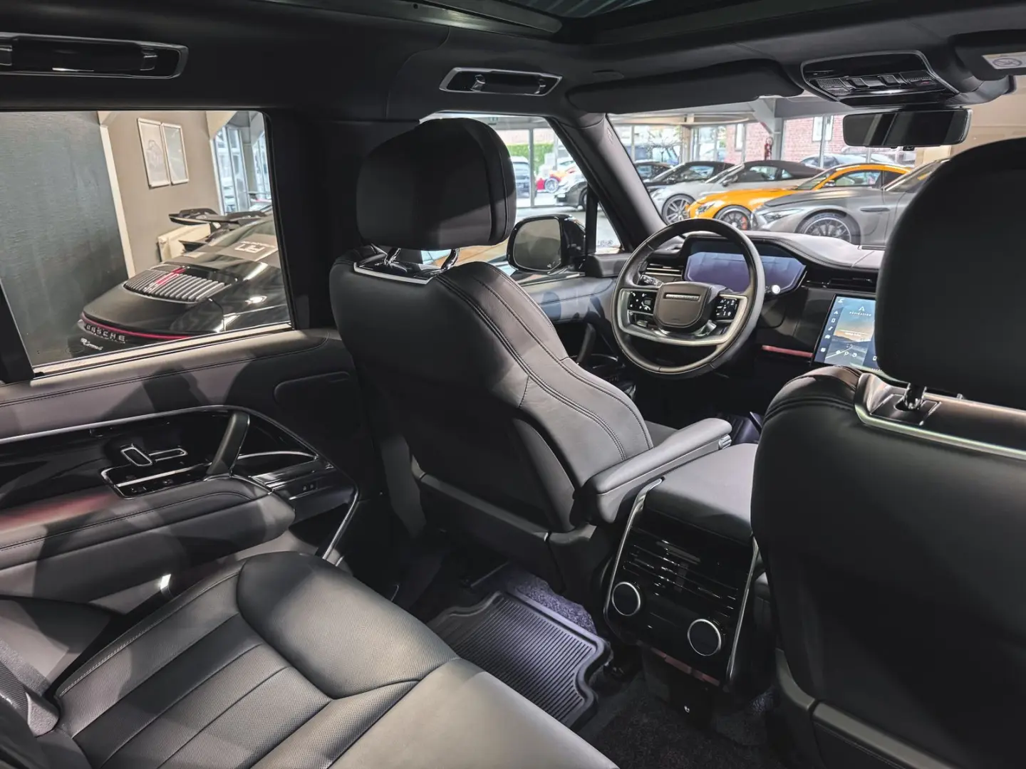 Range Rover Autobiography (SWB)