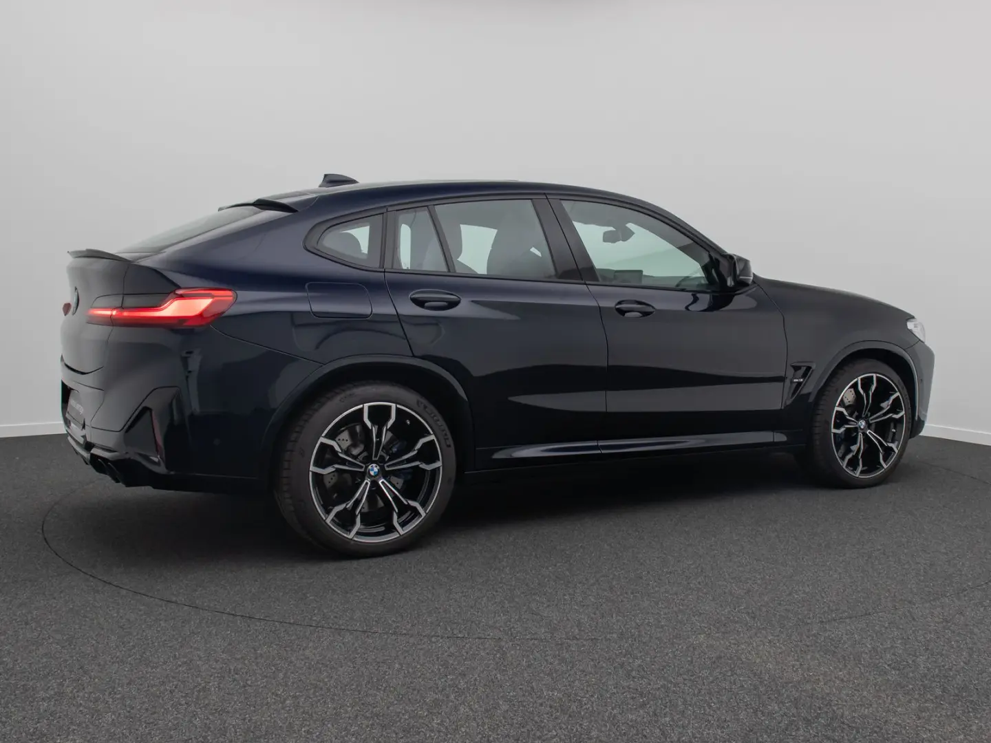 X4 M Competition HUD Kamera DAB Panorama 21Zoll