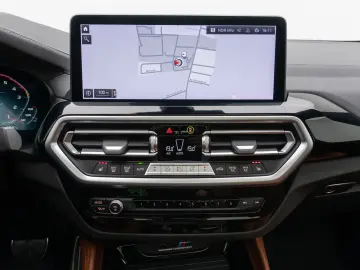 X4 M Competition HUD Kamera DAB Panorama 21Zoll