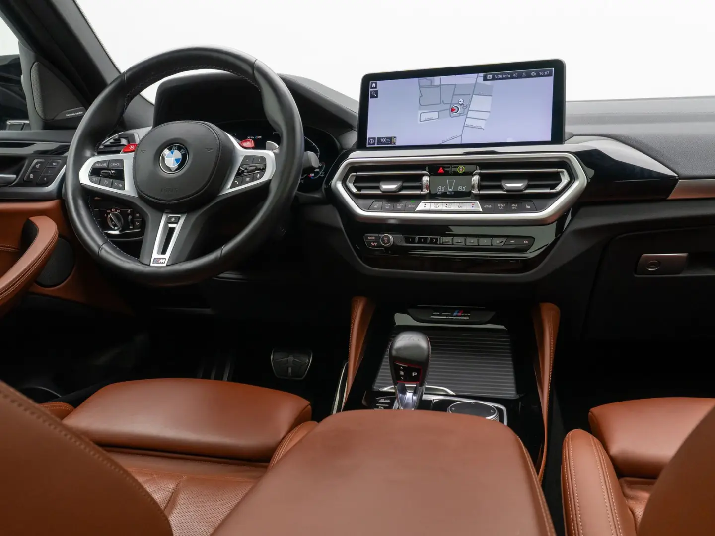 X4 M Competition HUD Kamera DAB Panorama 21Zoll