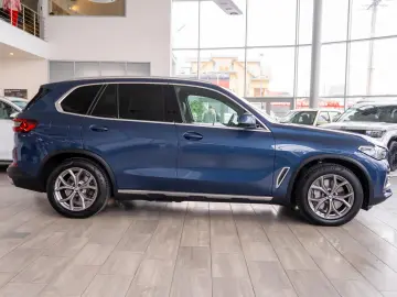 BMW X5 xDrive45e Sport-Automatic  xLine