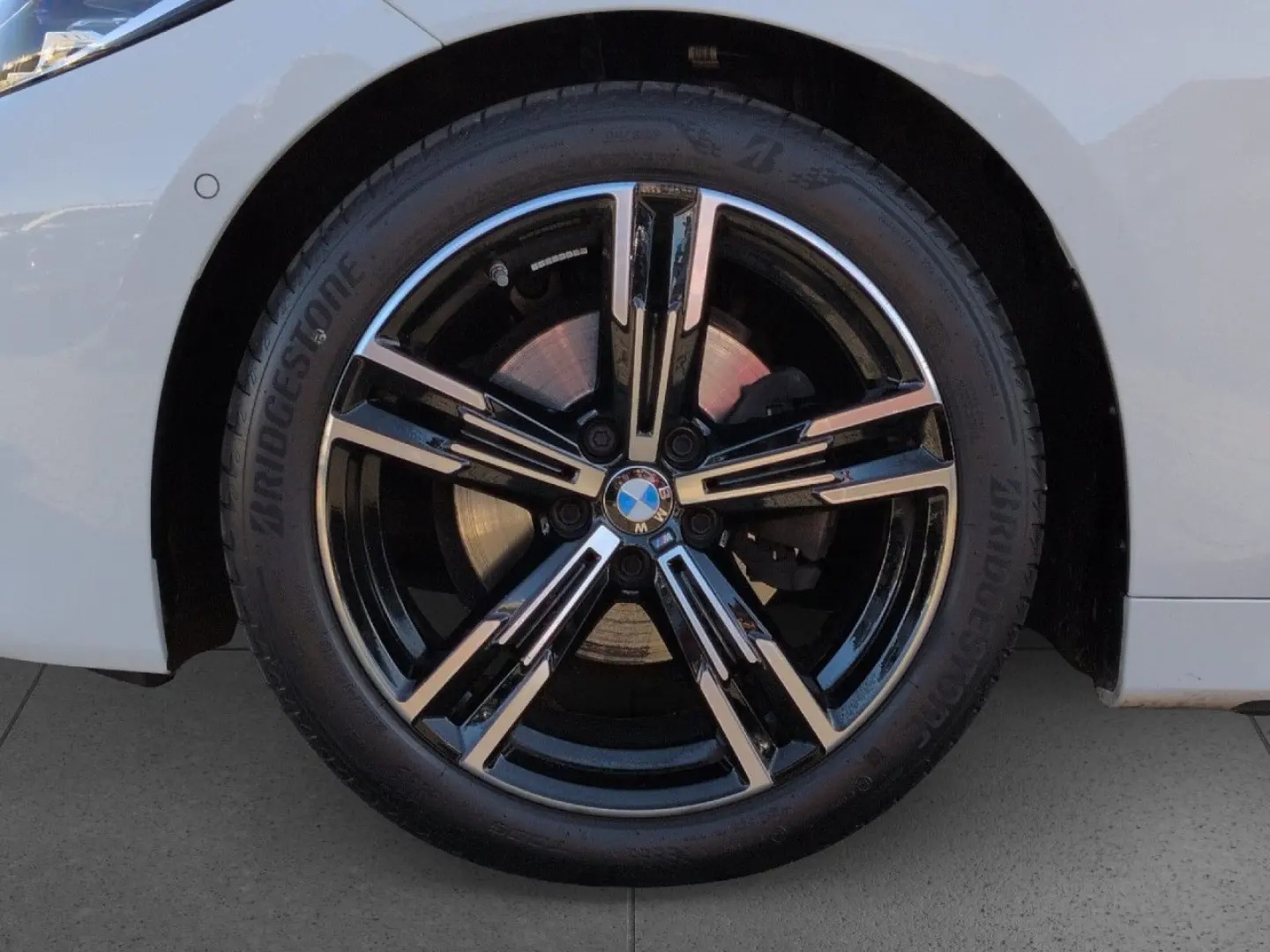 420i Coupe M SPORT LiCoPr DrivAss HiFi Kam 18