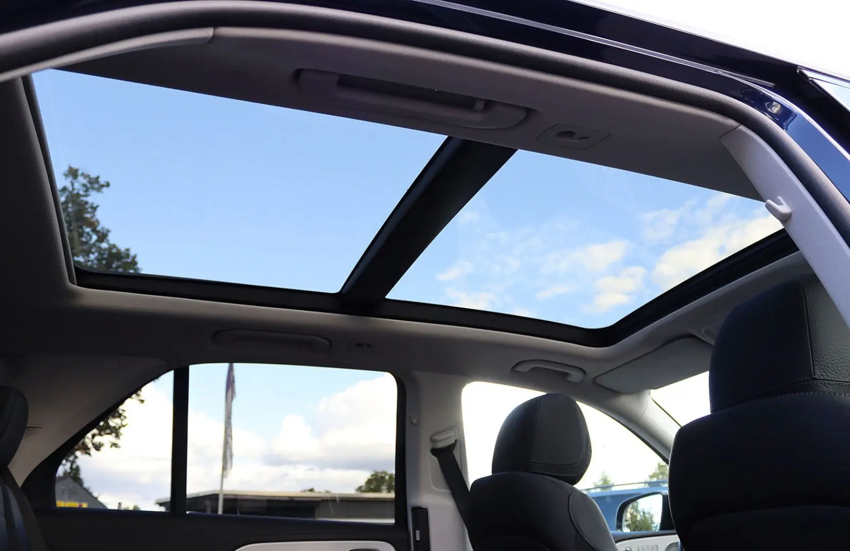 GLE 350 de 4M AMG DISTRO PANO KAM360 HEADUP AHK