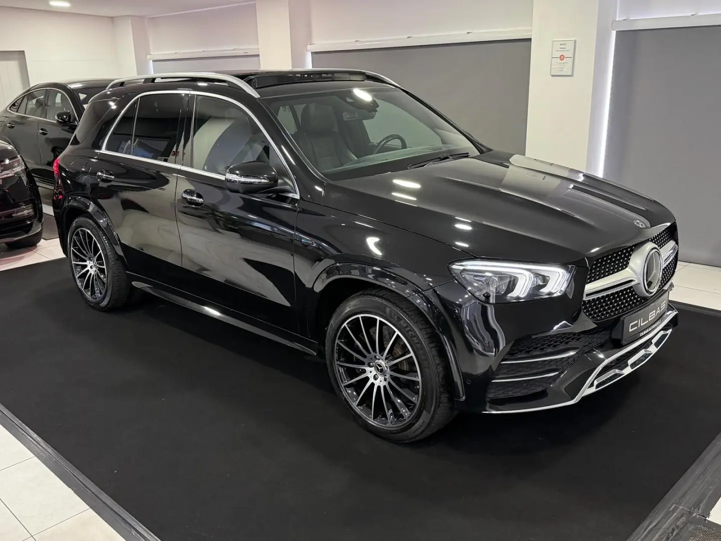 GLE 350 de AMG-Line  AIR PANO 360 HUD AHK STHZ