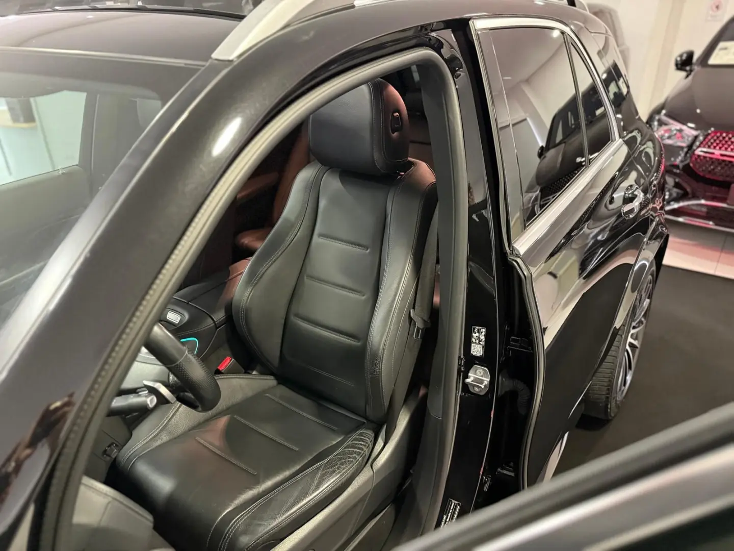 GLE 350 de AMG-Line  AIR PANO 360 HUD AHK STHZ