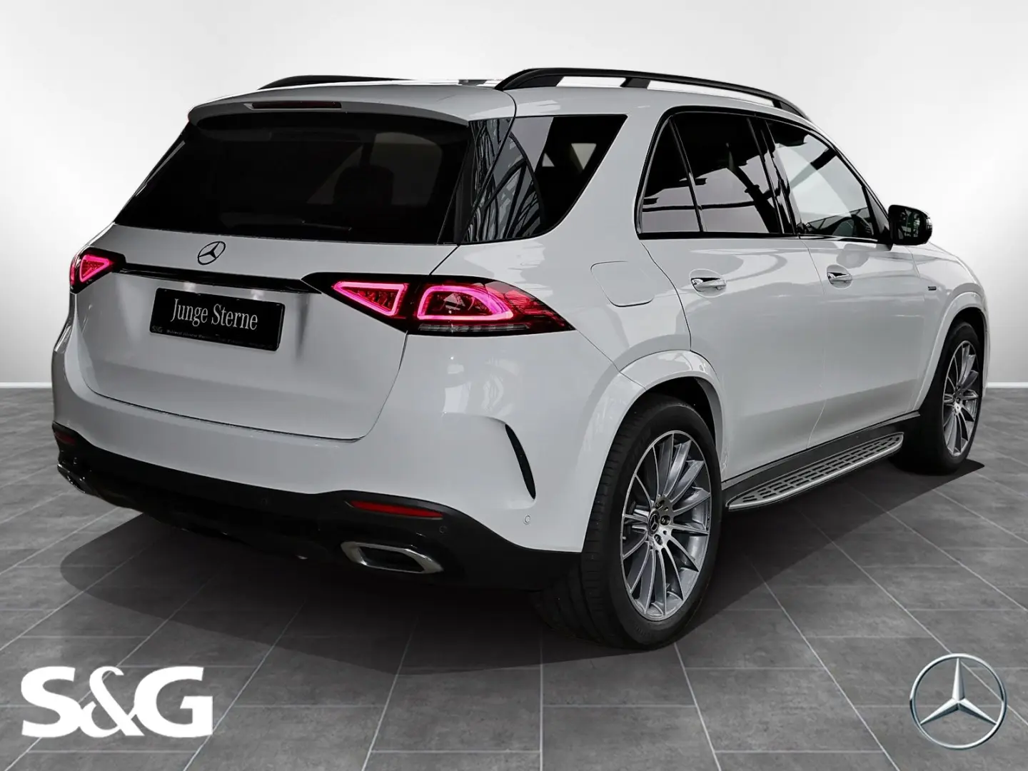 GLE 350 de 4M  DISTRONIC PANO 360  KEYLESS BEJ