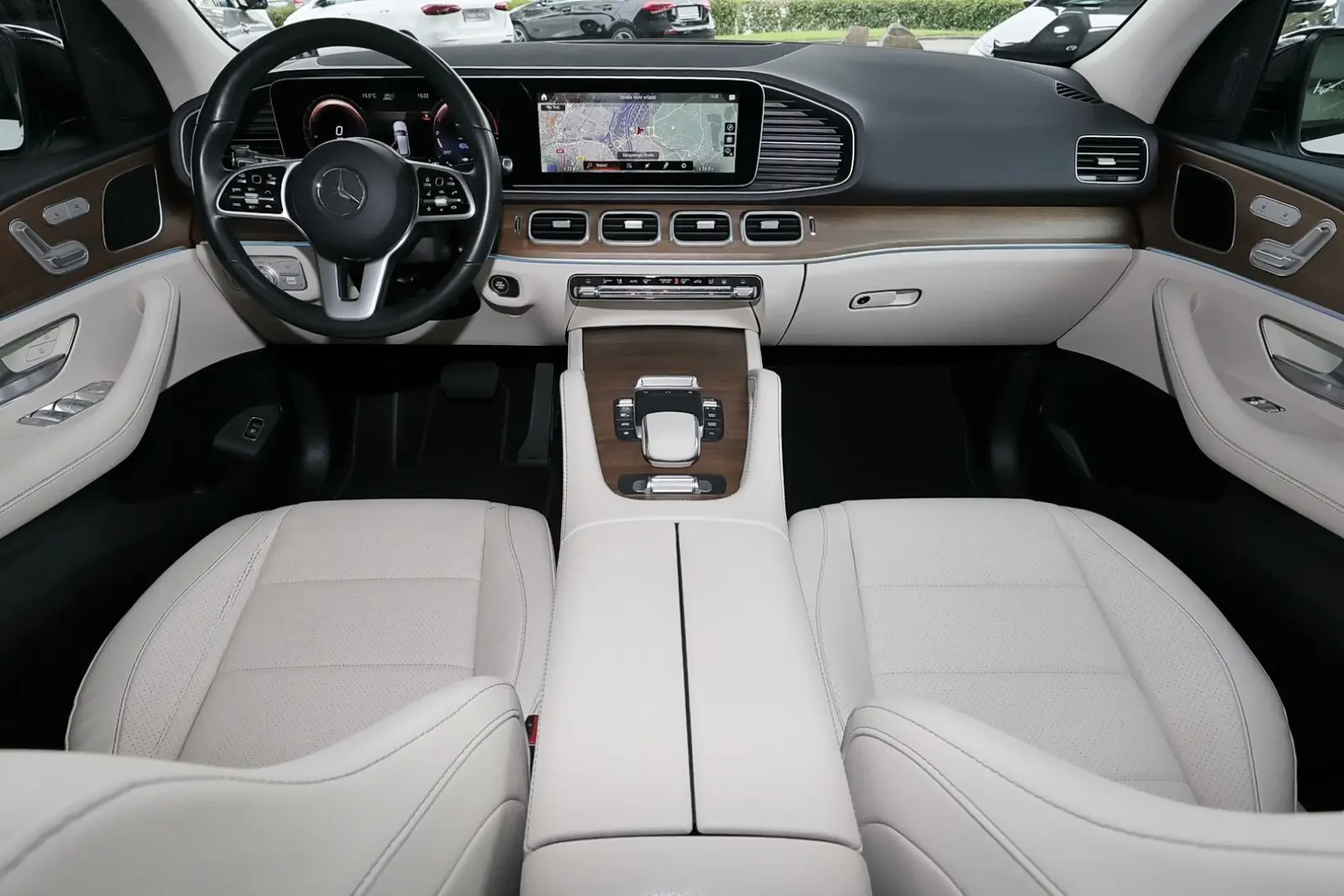 GLE 350 de 4M  DISTRONIC PANO 360  KEYLESS BEJ