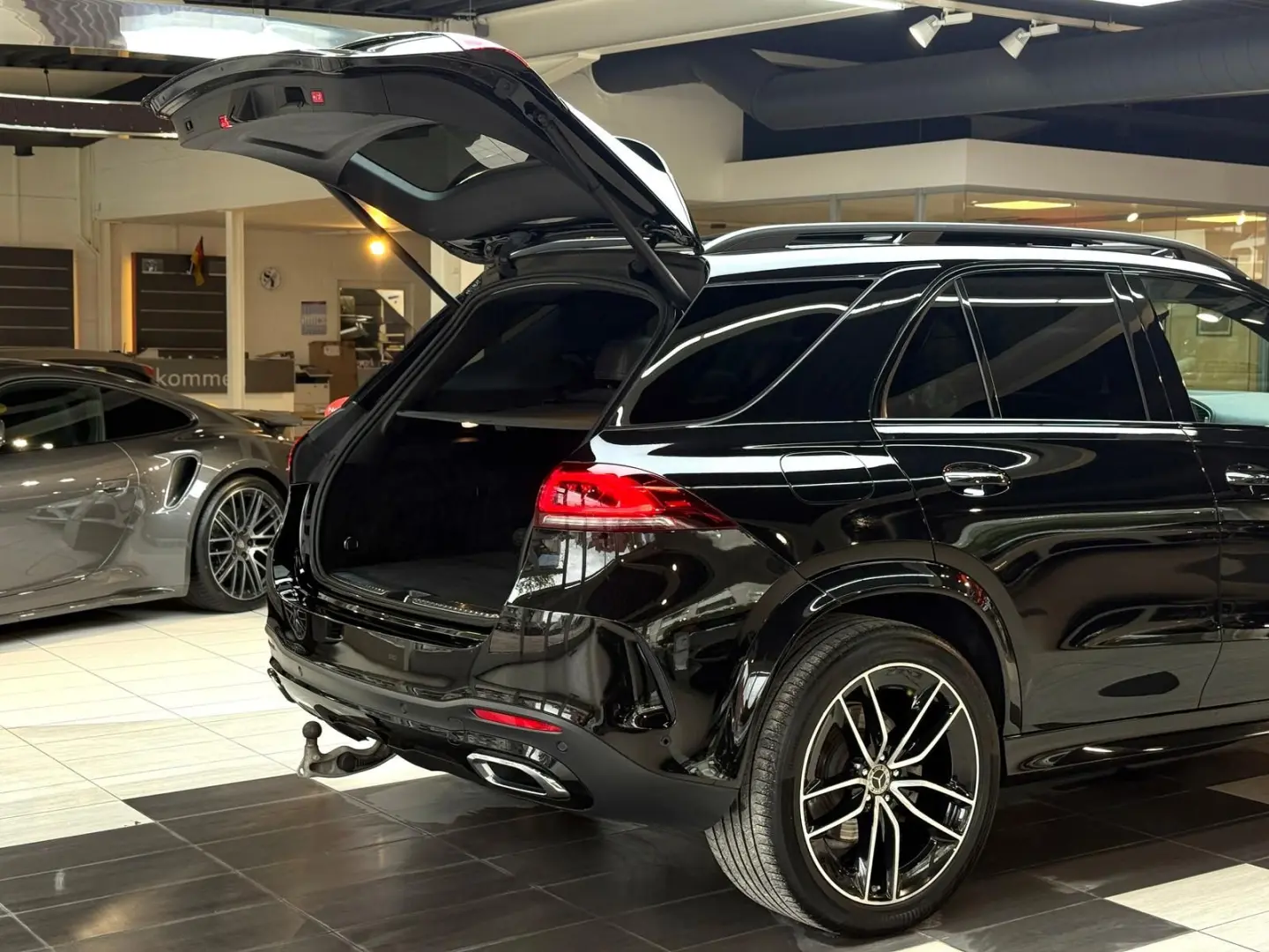 GLE 350 de 4M AMG Pano HuD Luftfederung Massage