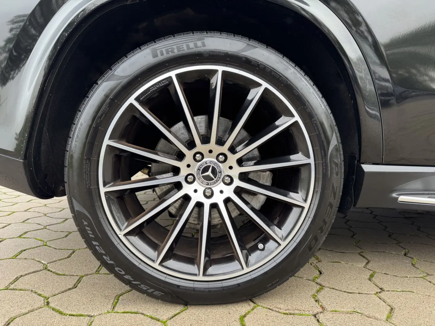 GLE 350 d e 4Matic AMG-line Night AHK FOLIERT