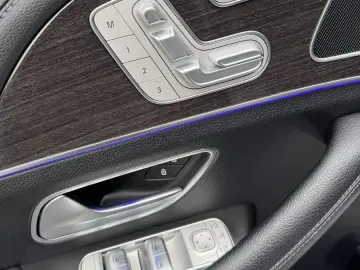 GLE 350 d e 4Matic AMG-line Night AHK FOLIERT