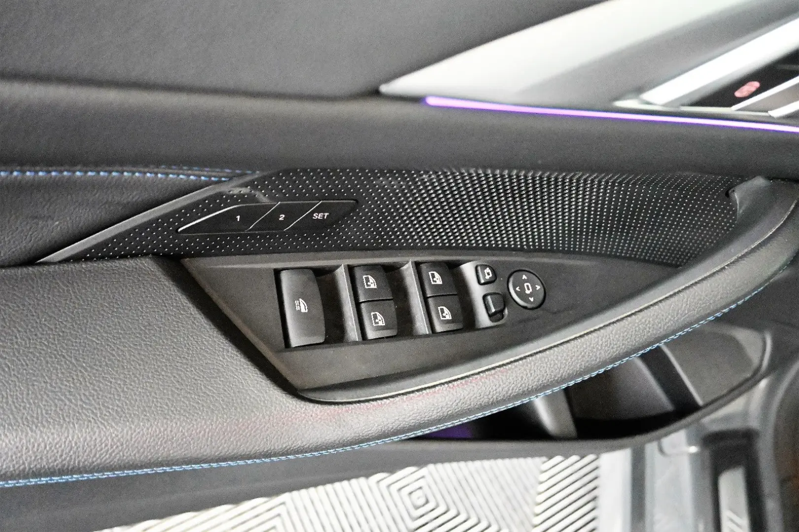 420i Cabrio M Sport Laser HUD Navi Kamera