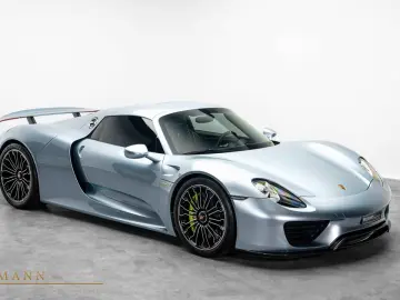 918 SPYDER   LIFT   CARBON   BURMESTER
