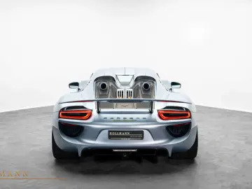 918 SPYDER   LIFT   CARBON   BURMESTER