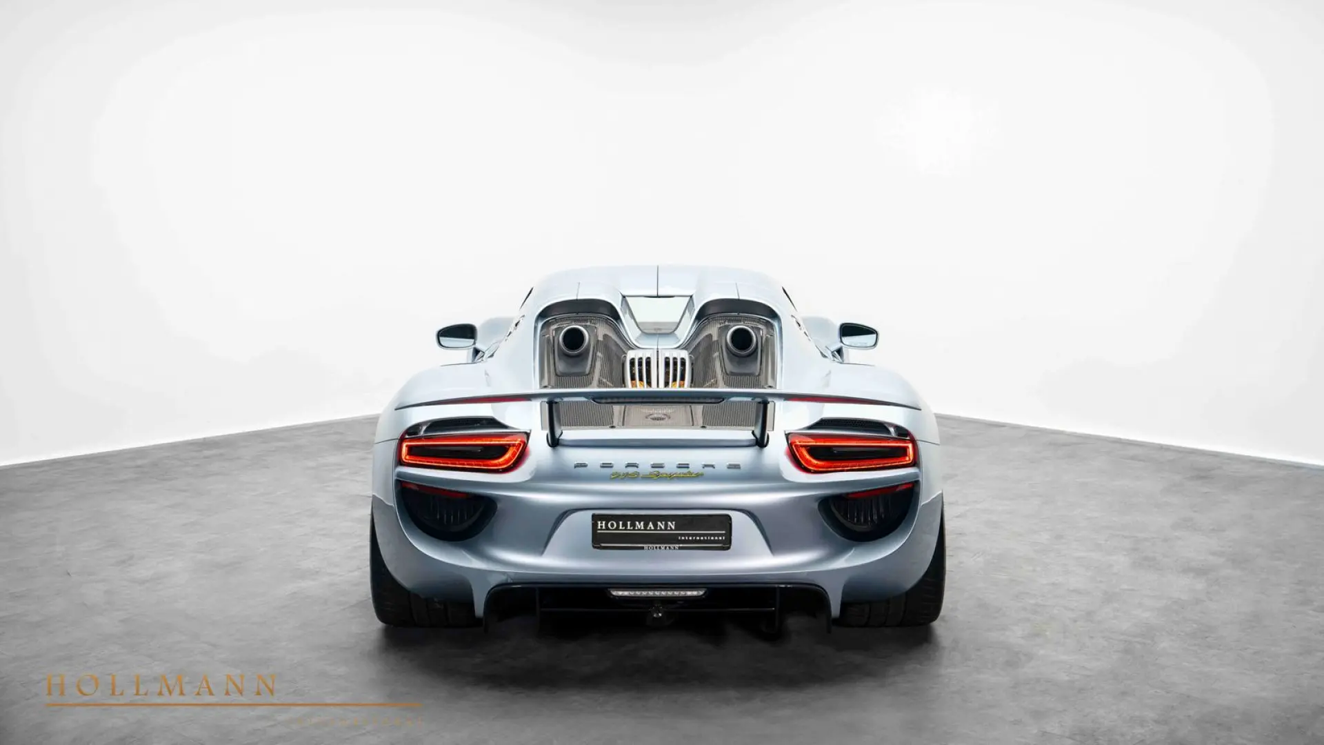 918 SPYDER   LIFT   CARBON   BURMESTER