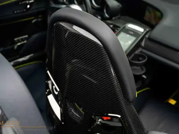 918 SPYDER   LIFT   CARBON   BURMESTER