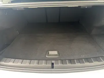 320e Limousine M Sport