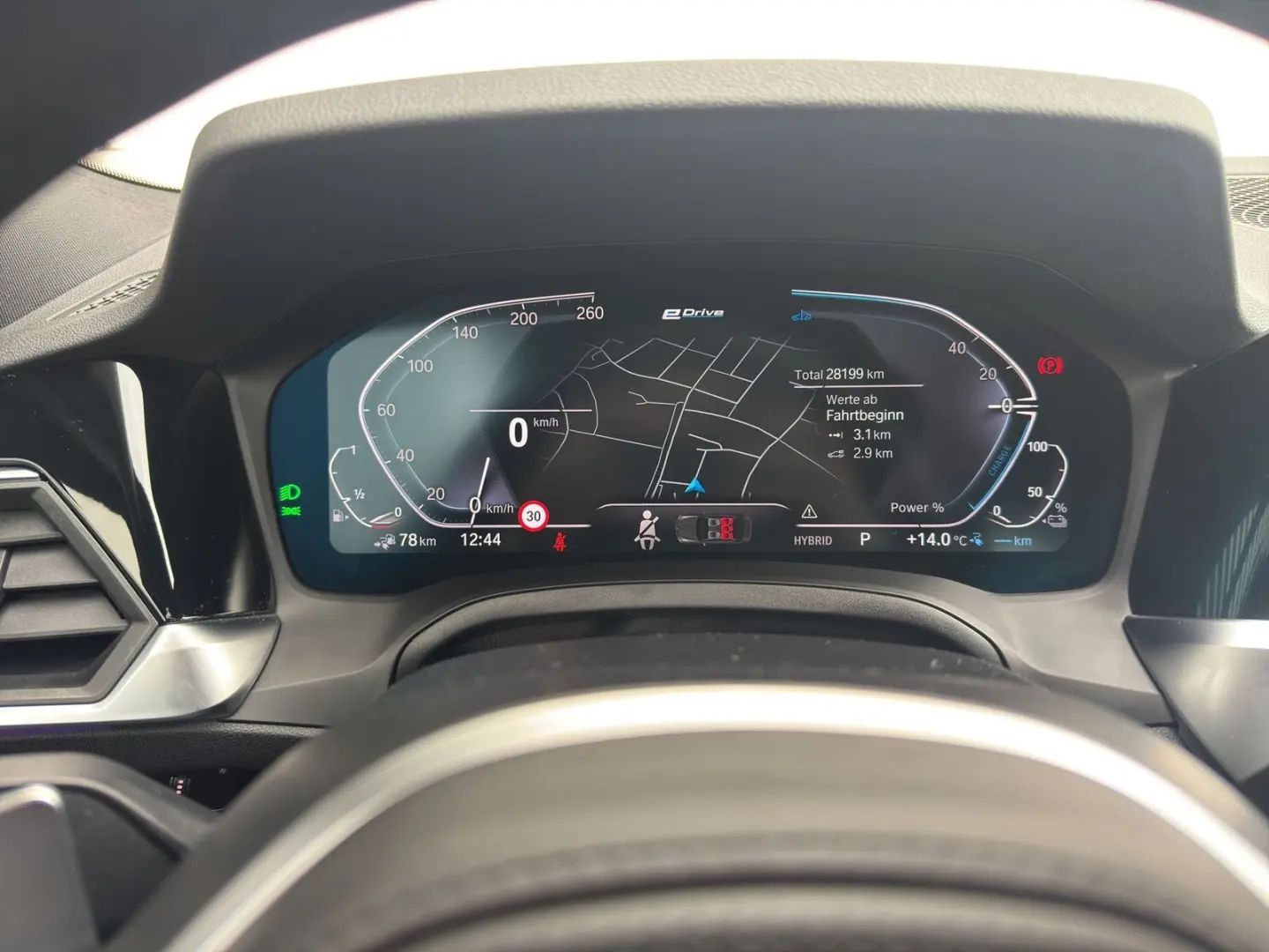 320e Limousine M Sport