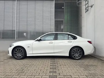 320e Limousine M Sport