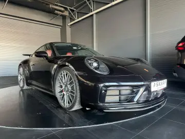 Porsche 992 2024