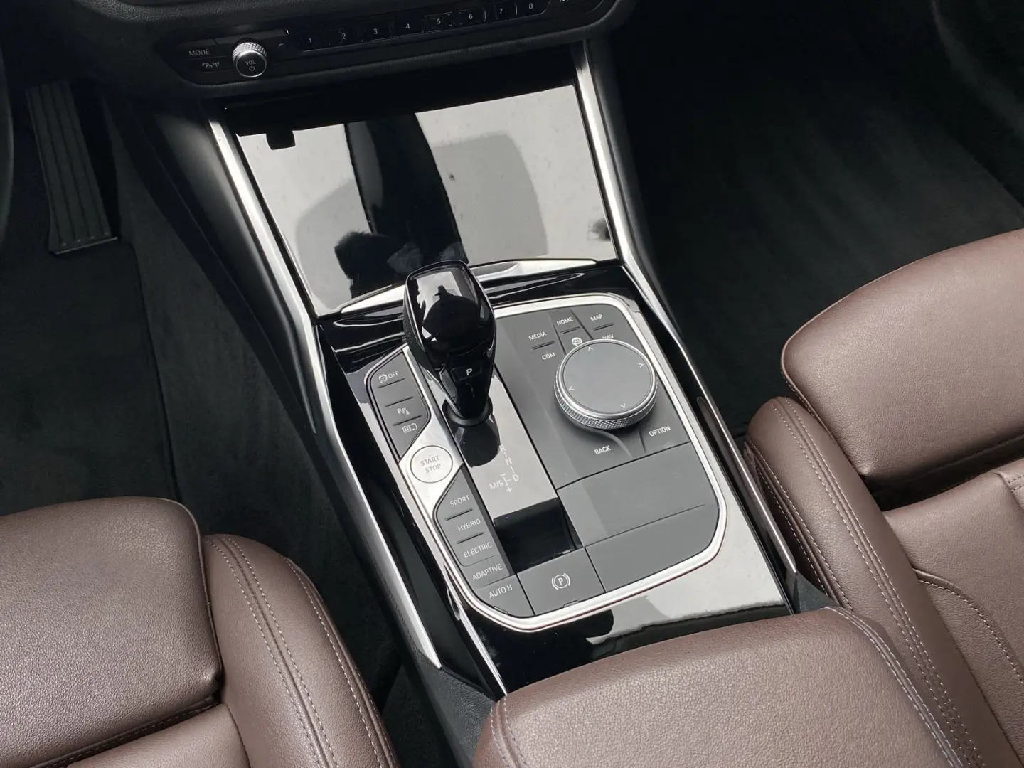 330e xDrive Sport Line LASER HUD G-DACH MEMO DAB