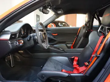 911 991 GT3 RS PCCB 918 Approved Chrono Carbon