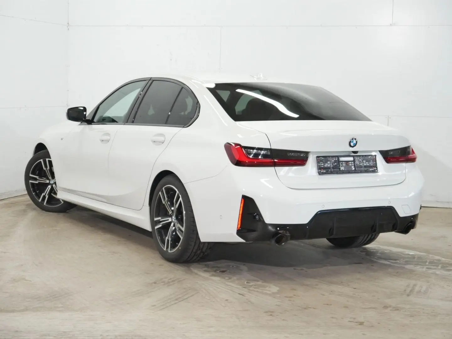 318i lim. M Sport RFK SHZ HiFi Driving Assistant