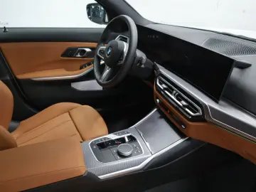 318i lim. M Sport RFK SHZ HiFi Driving Assistant