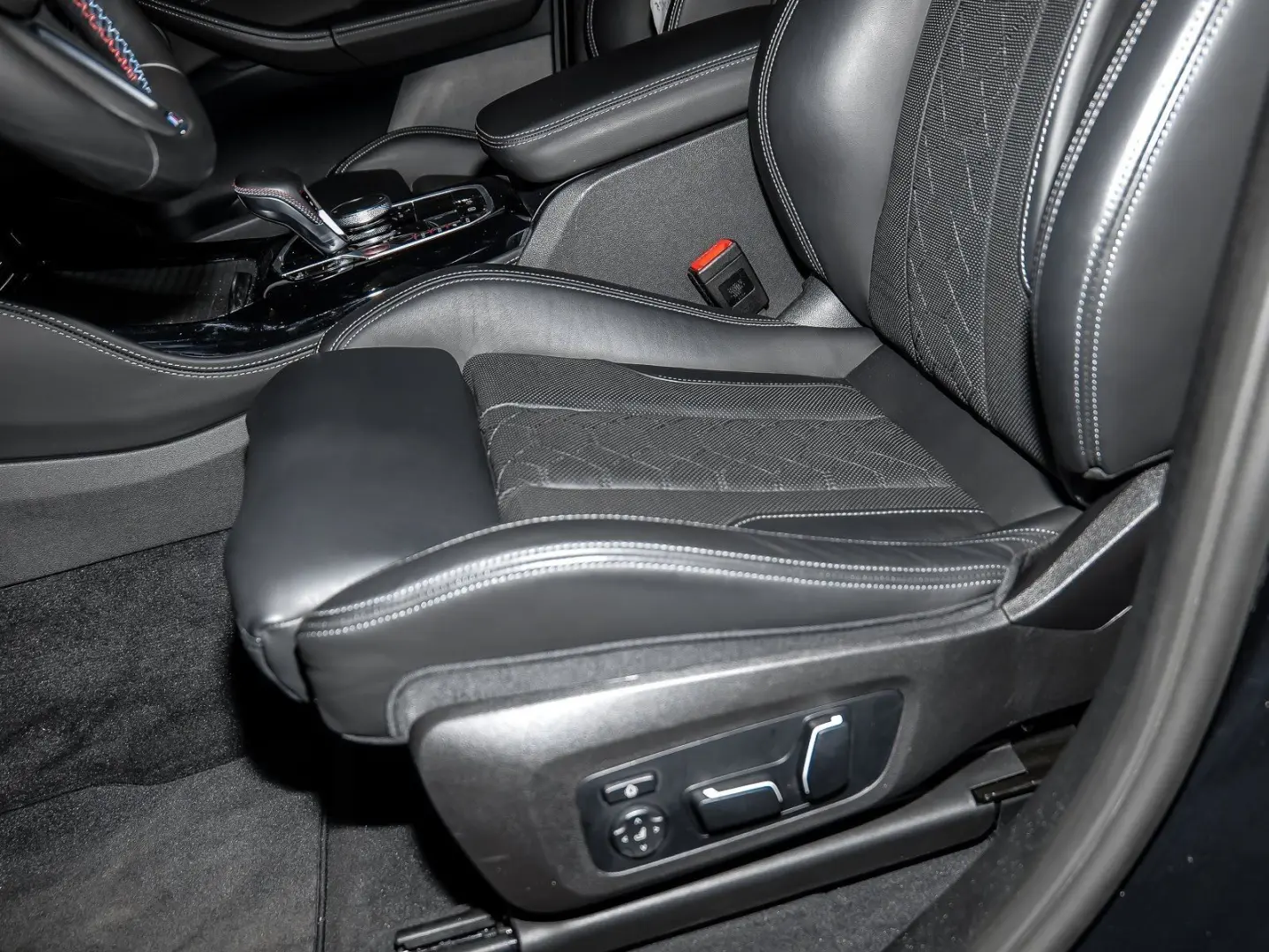 X4 M M Sport HUD ACC RFK NAVI LED Sound Syst.