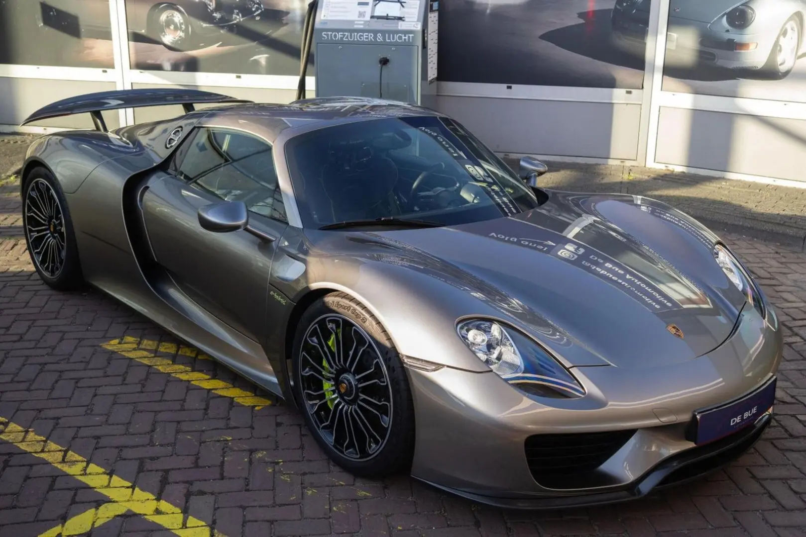 918 Spyder   Liquid Silver   Carbon   Lift   Bur