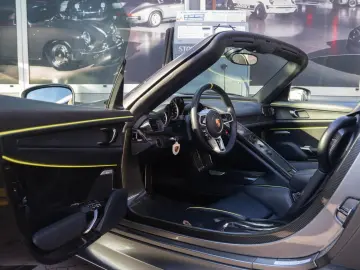 918 Spyder   Liquid Silver   Carbon   Lift   Bur