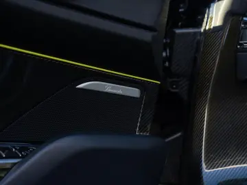 918 Spyder   Liquid Silver   Carbon   Lift   Bur